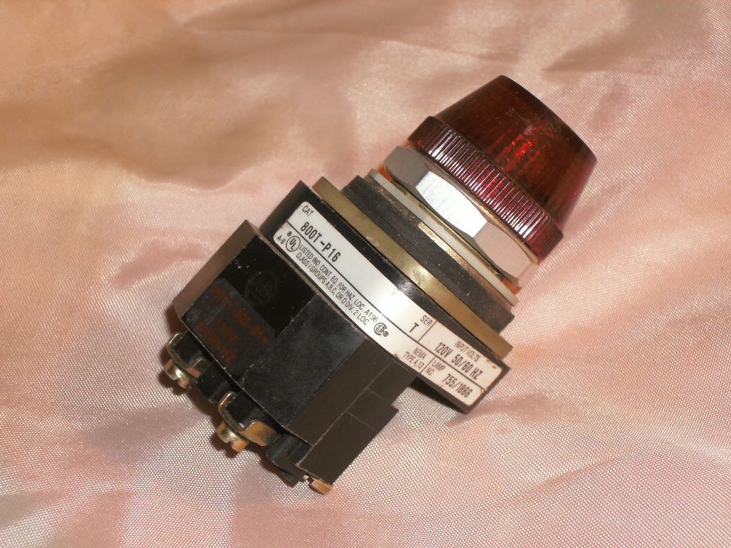 ALLEN BRADLEY 800T-P16R RED PILOT LIGHT 120V 800TP16R P16