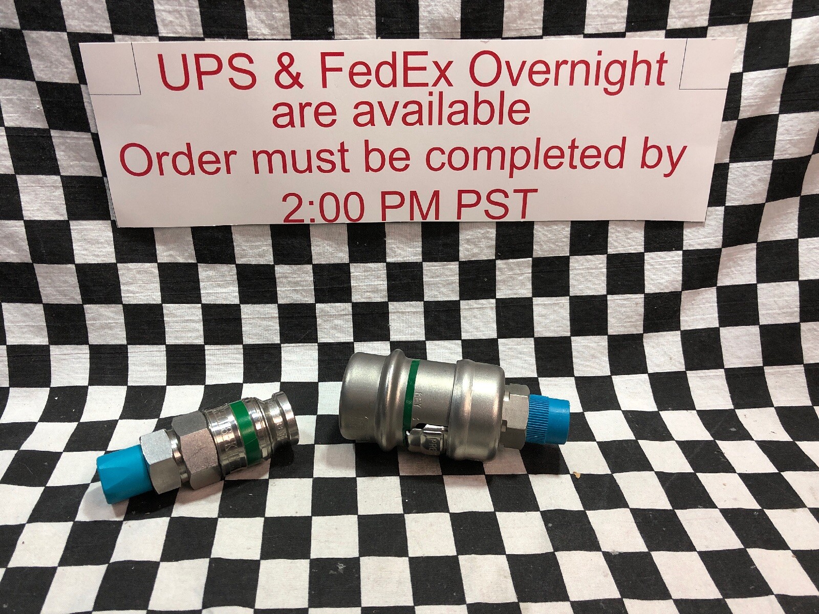 SWAGELOK SS-QT8-B-8PM-K3, Quick Connect 1/2″ NPT, Green, SHIPSAMEDAY #1615V9