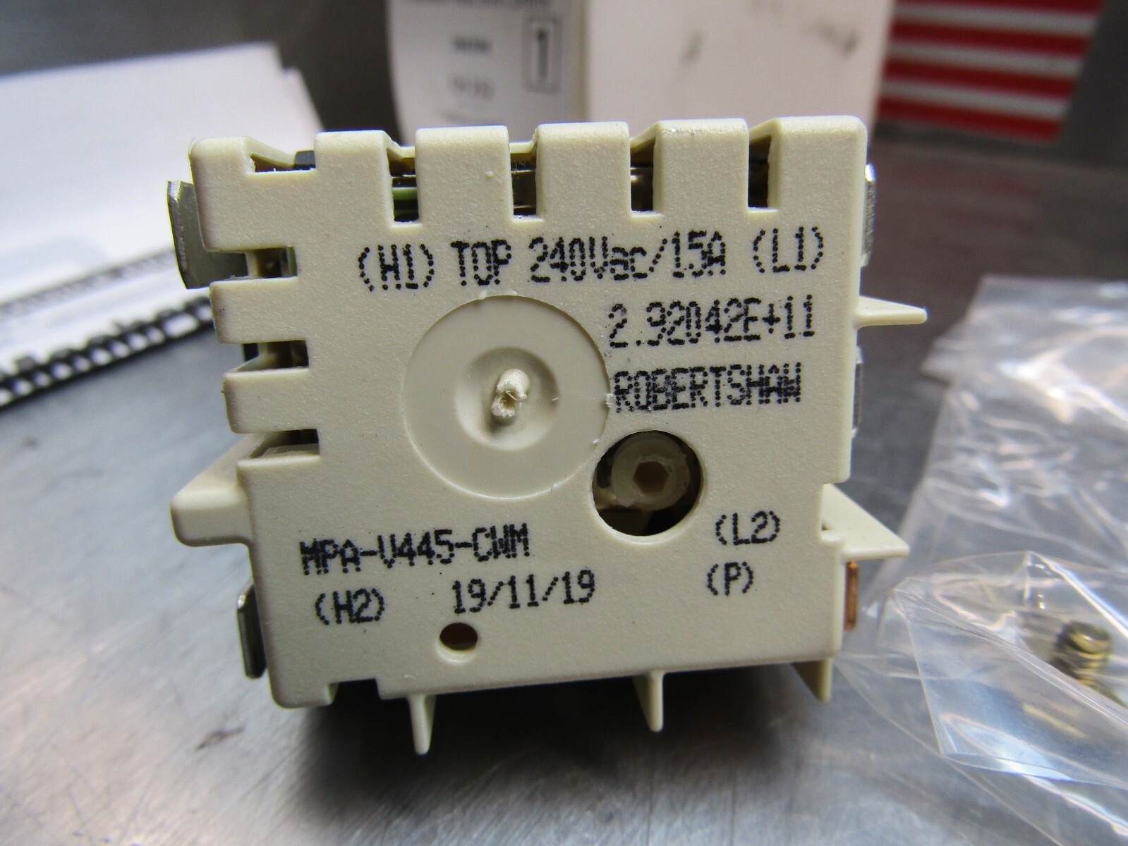 Chromalox 266394 Infinite Control 240v CH 252