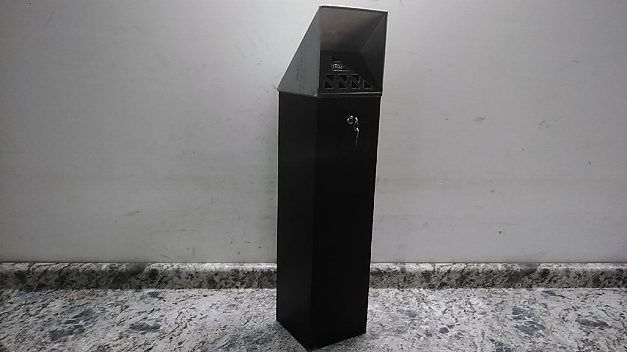 No Butts Bin Co. HDD04 1-3/4 Gal Capacity 35 In Height Cigarette Receptacle