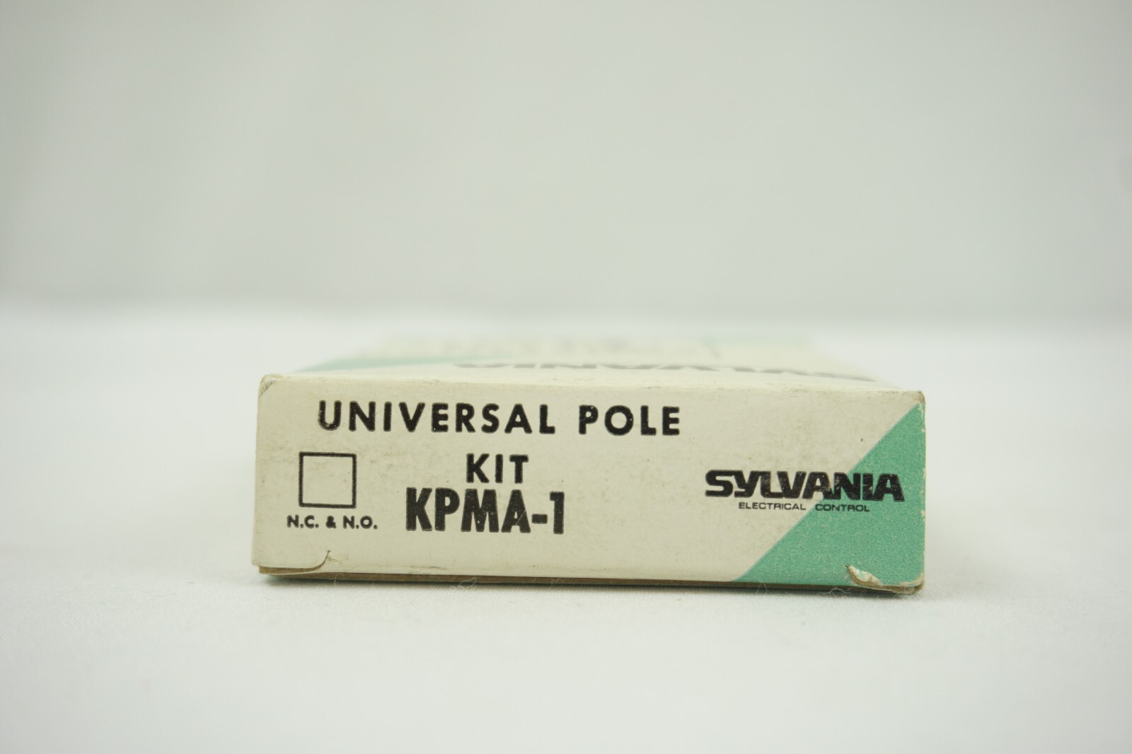 SYLVANIA KPMA-1 UNIVERSAL POLE KIT N.O AND N.C. FOR PM RELAY NEW