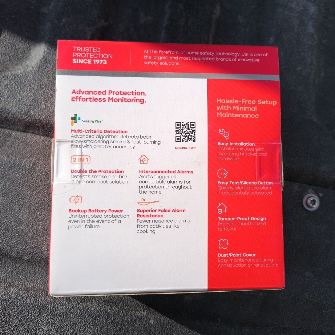 USI Hardwired and 1-Year Battery Backup Smoke Detector with Photoelectric Sensor