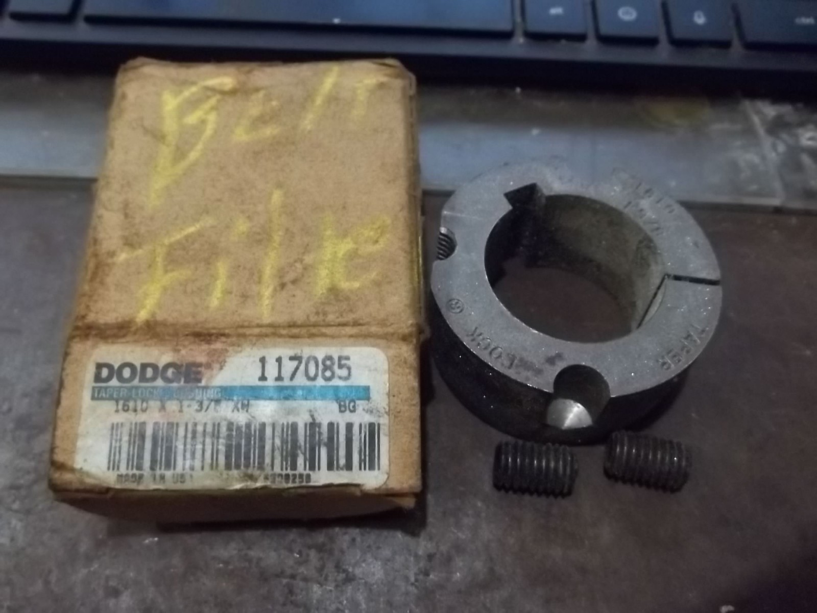 NIB DODGE 117085 1610 X 1-3/8 KW TAPER LOCK BUSHING (BIN190)
