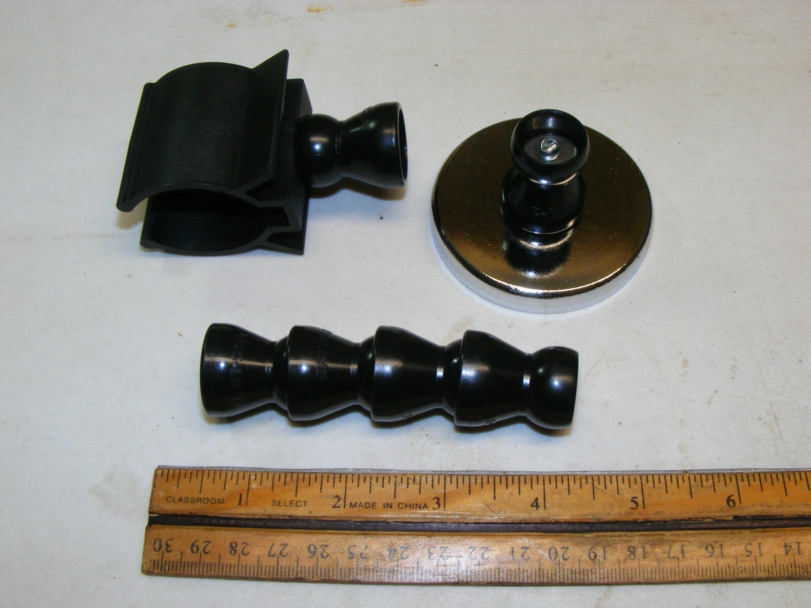 LOC-LINE 3/4″ INCH BALL SOCKET FLEXIBLE TUBE with Magnet Base (a26)