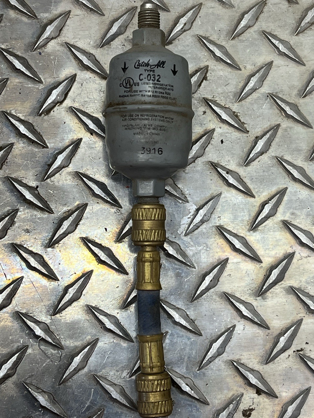 Filter-Drier 1/4″SAE Liquid Line C-032 Catch ALL 1/4″ SAE Flare x 1/4″ SAE Flare