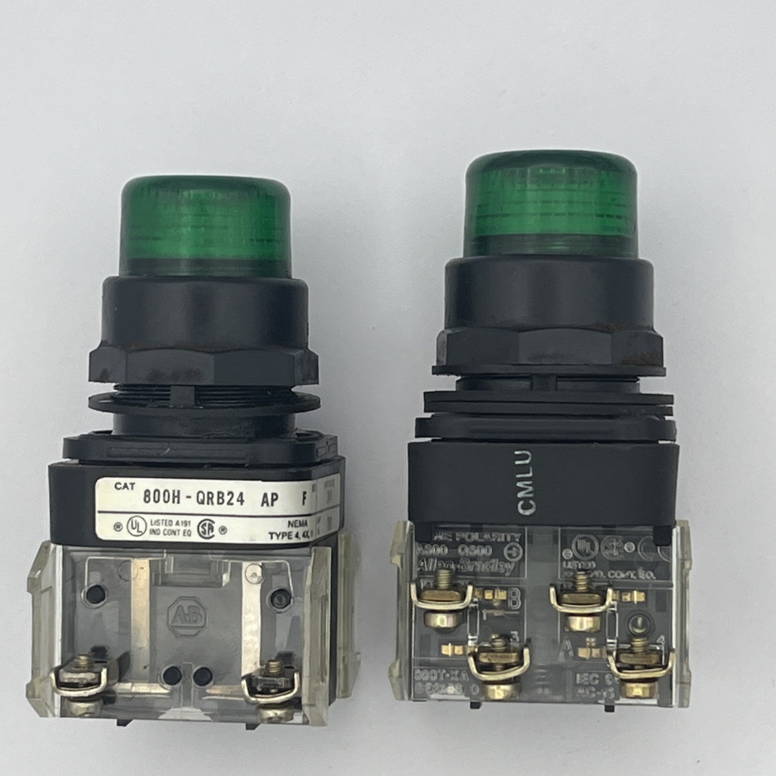 (1) Allen Bradley 800H-QRB24G Pushbutton 800H-QRB24