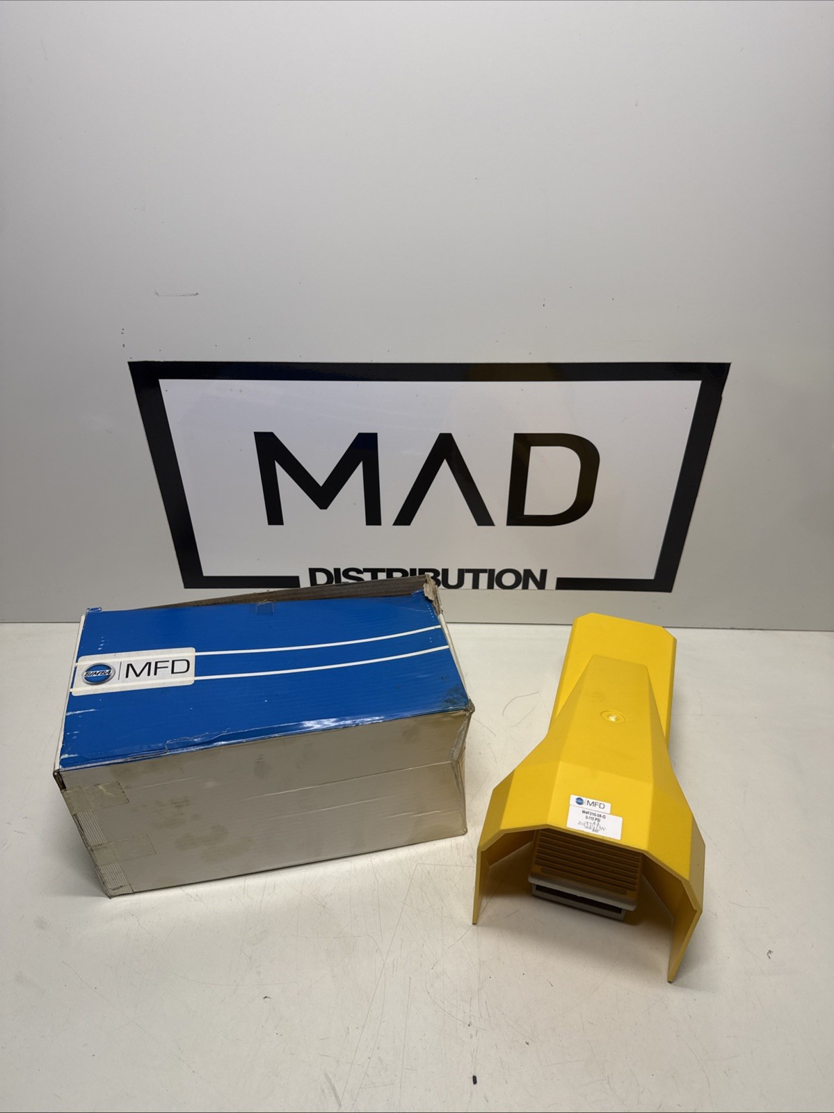 Bimba Foot Pedal M4F210-08-G Valve Direct Acting w/ Guard 1/4″ NPT NEW