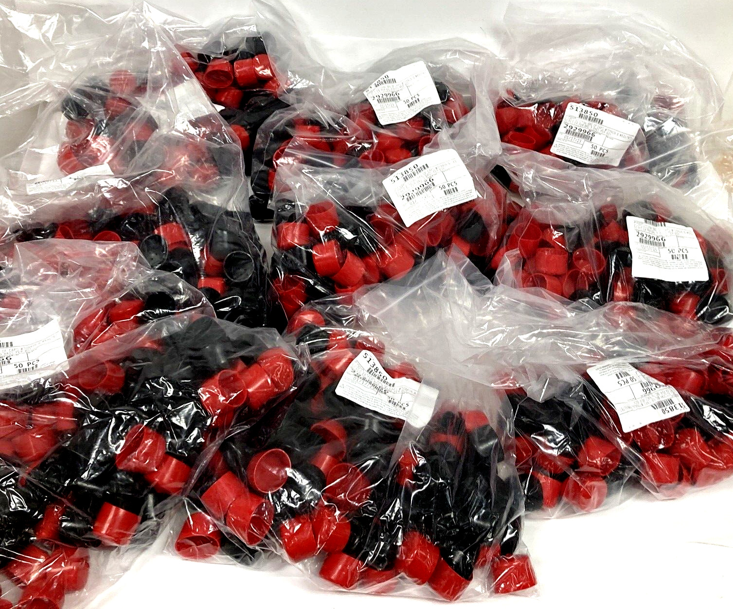 450 Pack Vinyl Sinclair & Rush S Caps 1 in Tall 1-1/2 in Wide Red & Black 513850