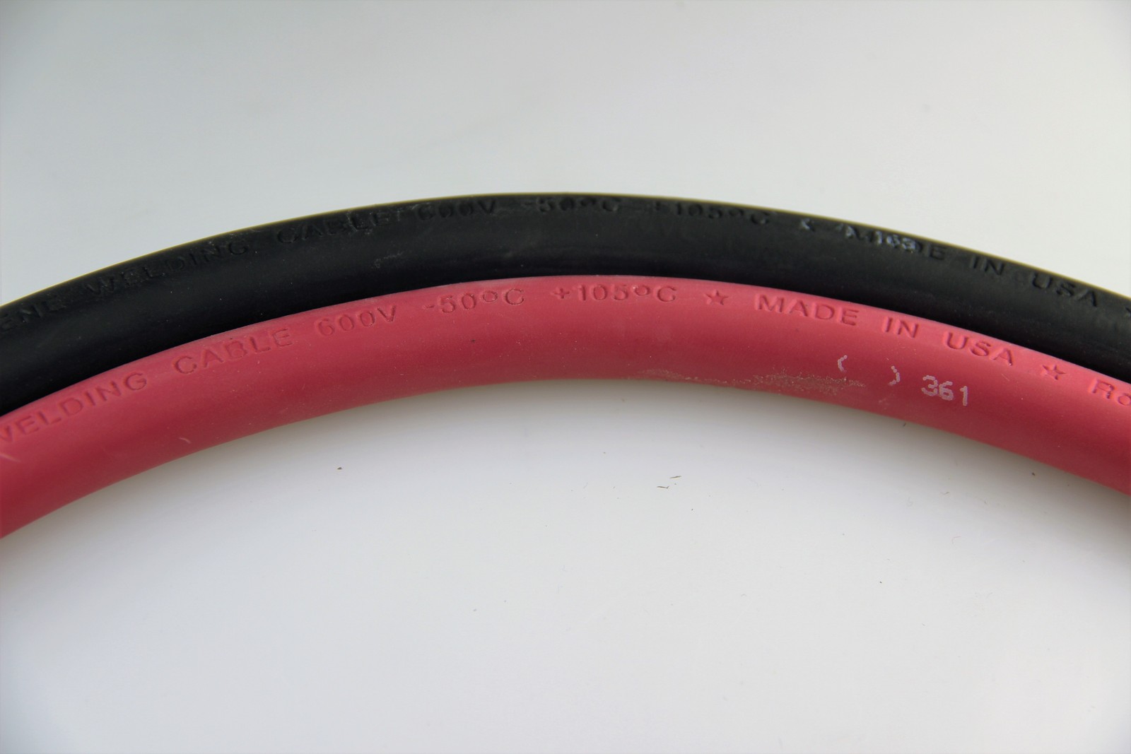 Car Battery/Welding Cable, 1/0 Gauge, 15 Feet Red/15 Feet Black, 5 Copper Lugs