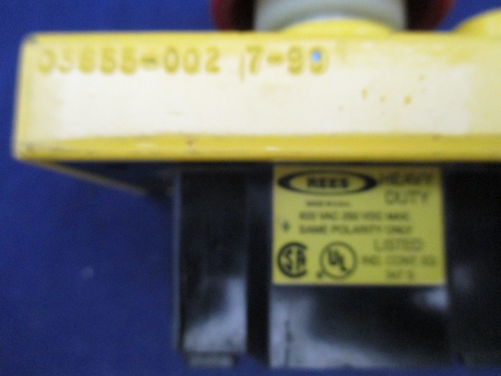 Rees 03855-022 Push Button no key