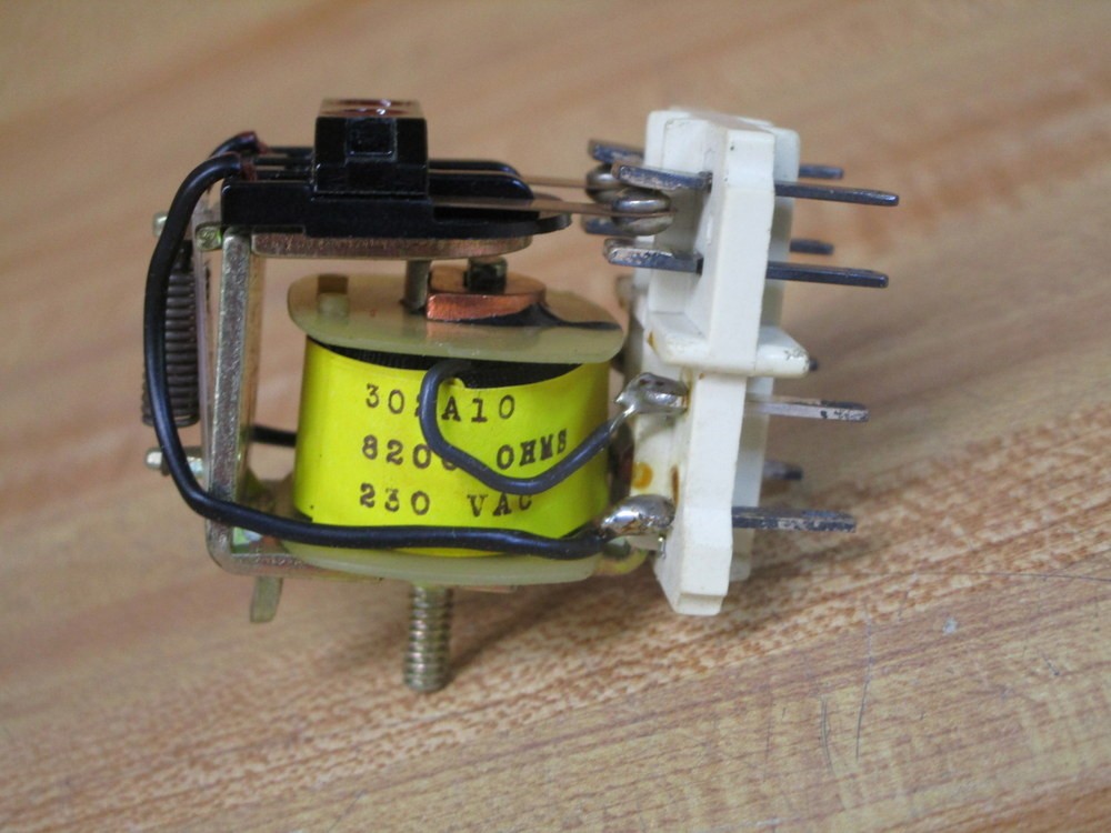 Cornell-Dubilier Electronics 302A10 CDE Relay