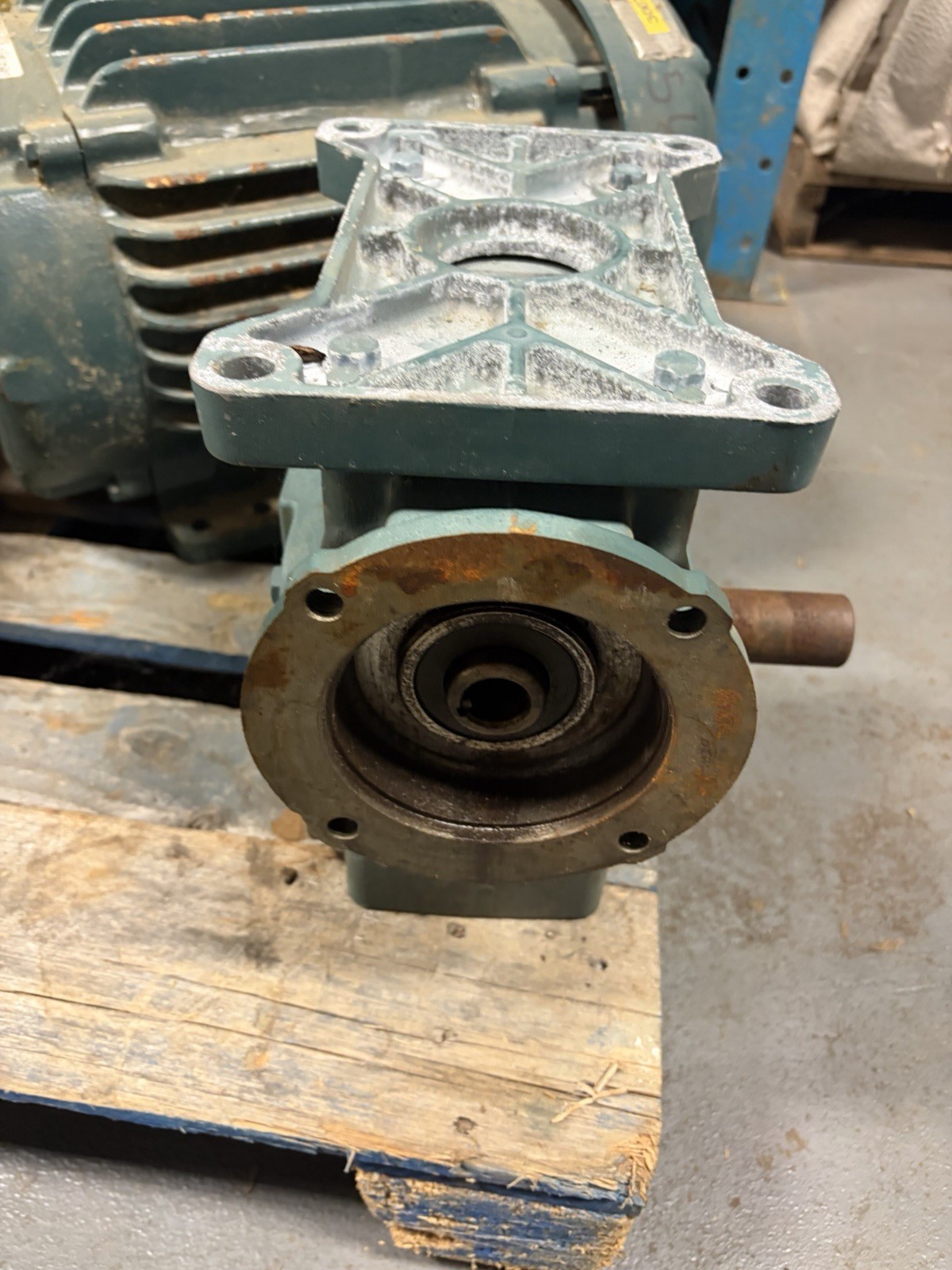 DODGE Q350 B 020 M 140 L1 MR94627L1 RIGHT ANGLE GEAR REDUCER 20:1 RATIO USED