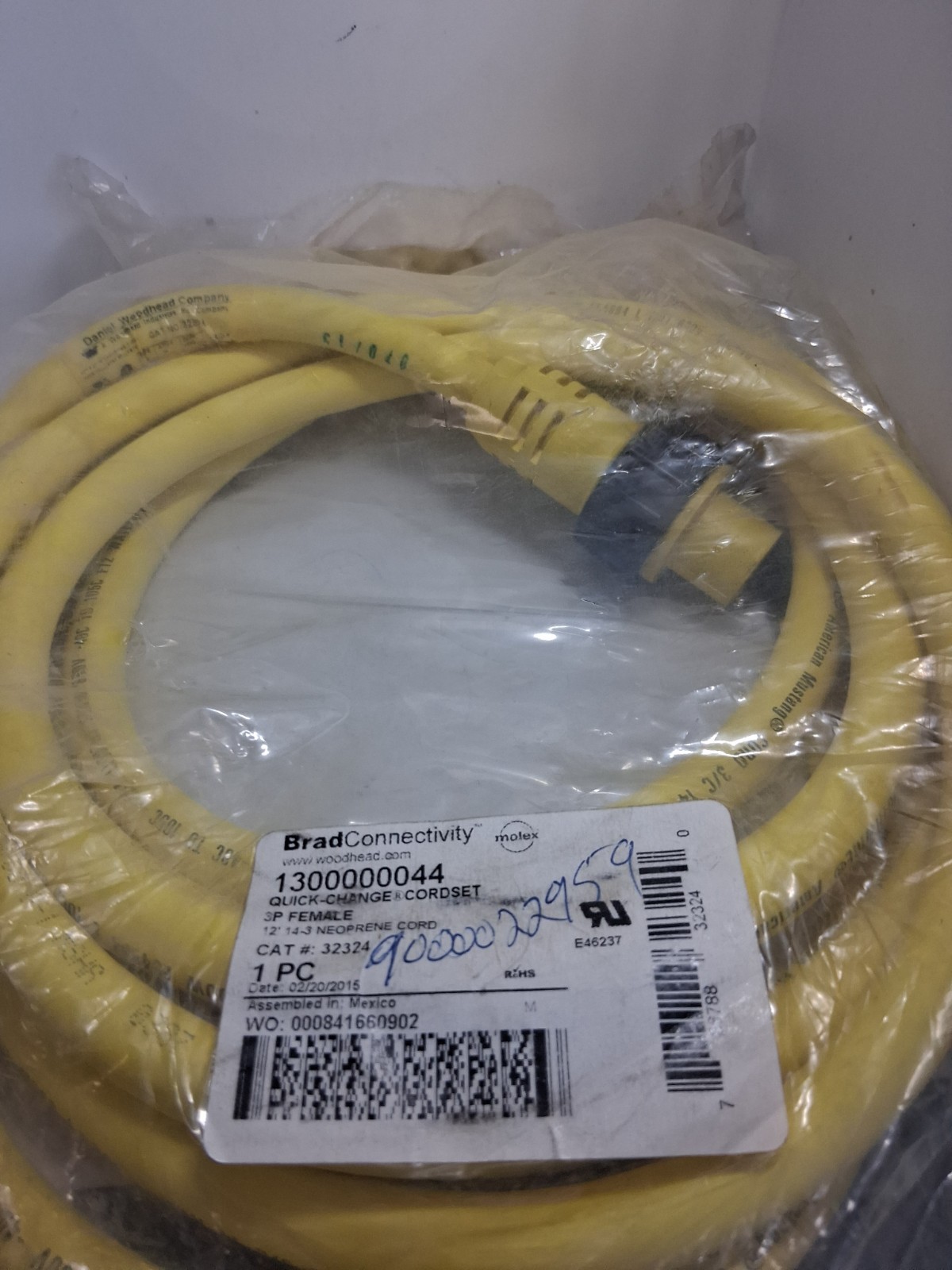 WOODHEAD BRAD CONNECTIVITY 1300000044 CORDSET 3P FEMALE 12′ NEORENE NIB