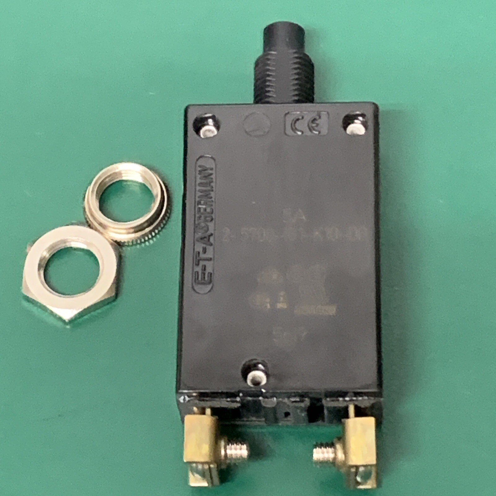 OAKLAND INDUSTRIES 2-5700-IG1-K10-DD-5A CIRCUIT BREAKER E-T-A