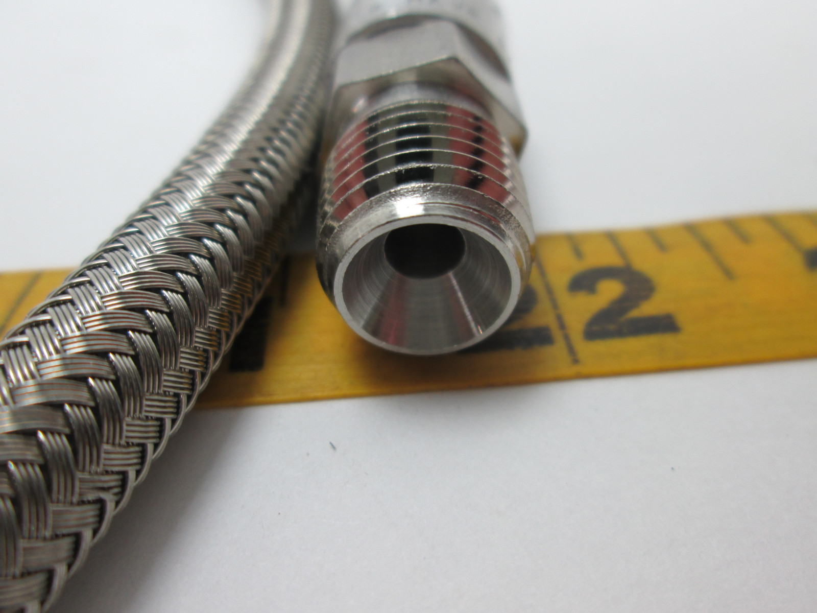 Advanced Spec Gas Hose 72″ Stainless Braid 9/16″ Connections T