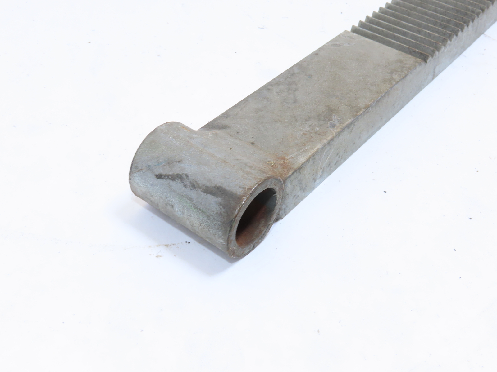 3/4″X1-1/2″ Steel Linear Straight Rack With Ratchet Teeth 1/4″Pitch 36-5/8″ OAL