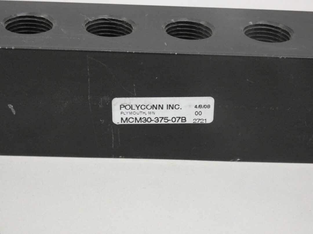 Polyconn MCM30-375-07B Manifold Seven Outlet 1/2″ NPT Inlet to 3/8″ NPT Outle…