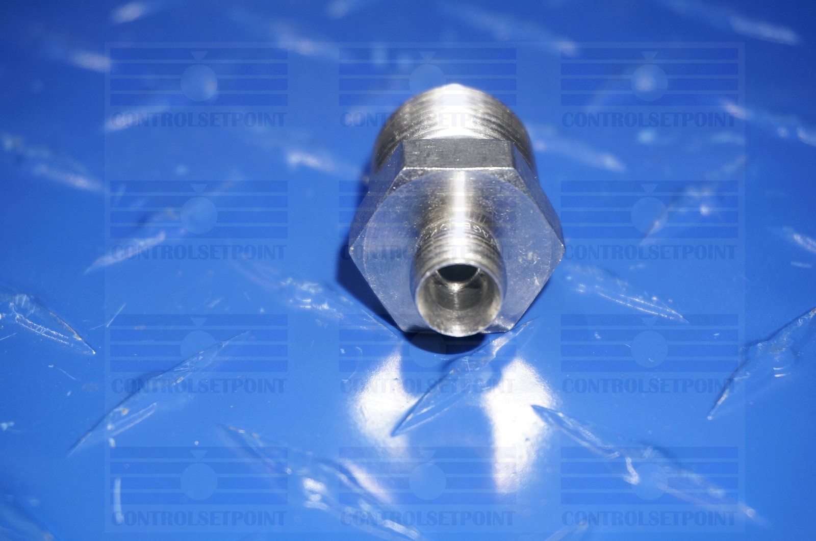 SWAGELOK 1/4″ TUBE TO 1/2″ NPT STRAIGHT MALE TO MALE 316 SST SS-400-1-8