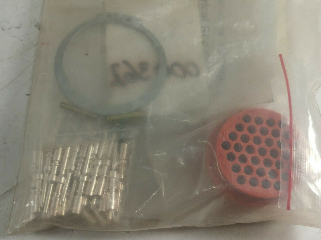 1 NEW STAUBLI REA13.6002.3720 CONNECTOR NIP ***MAKE OFFER***