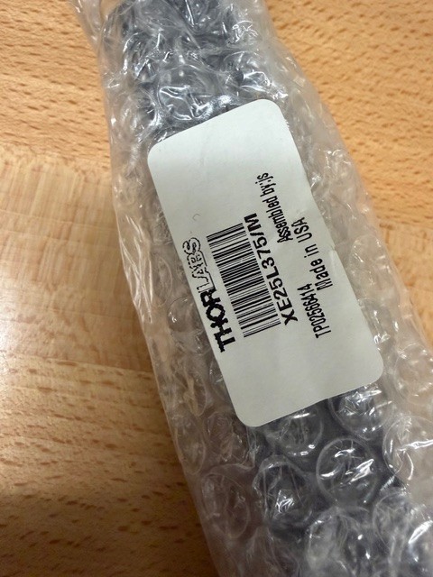 Thorlabs XE25 – 25 mm Square Construction Rail, 375MM Long