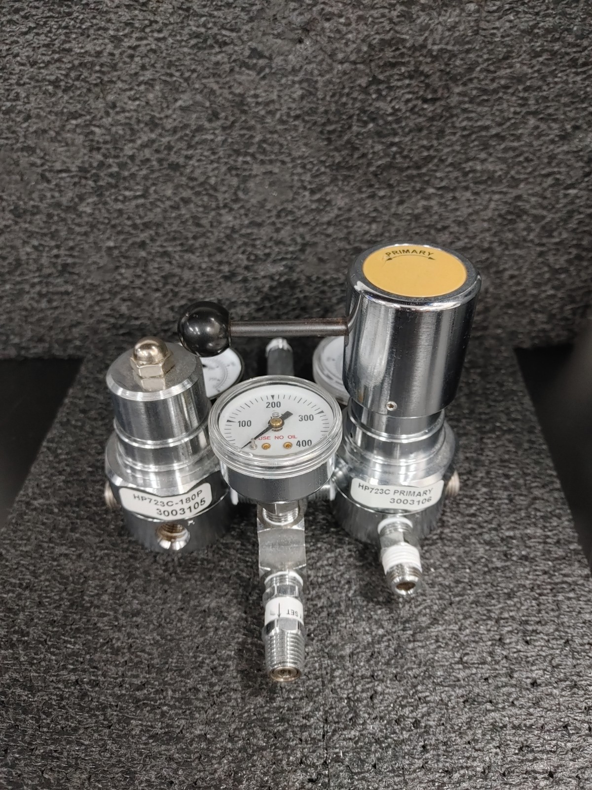 Set of HARRIS HP723C HP723C-180P High Purity Gas Regulator