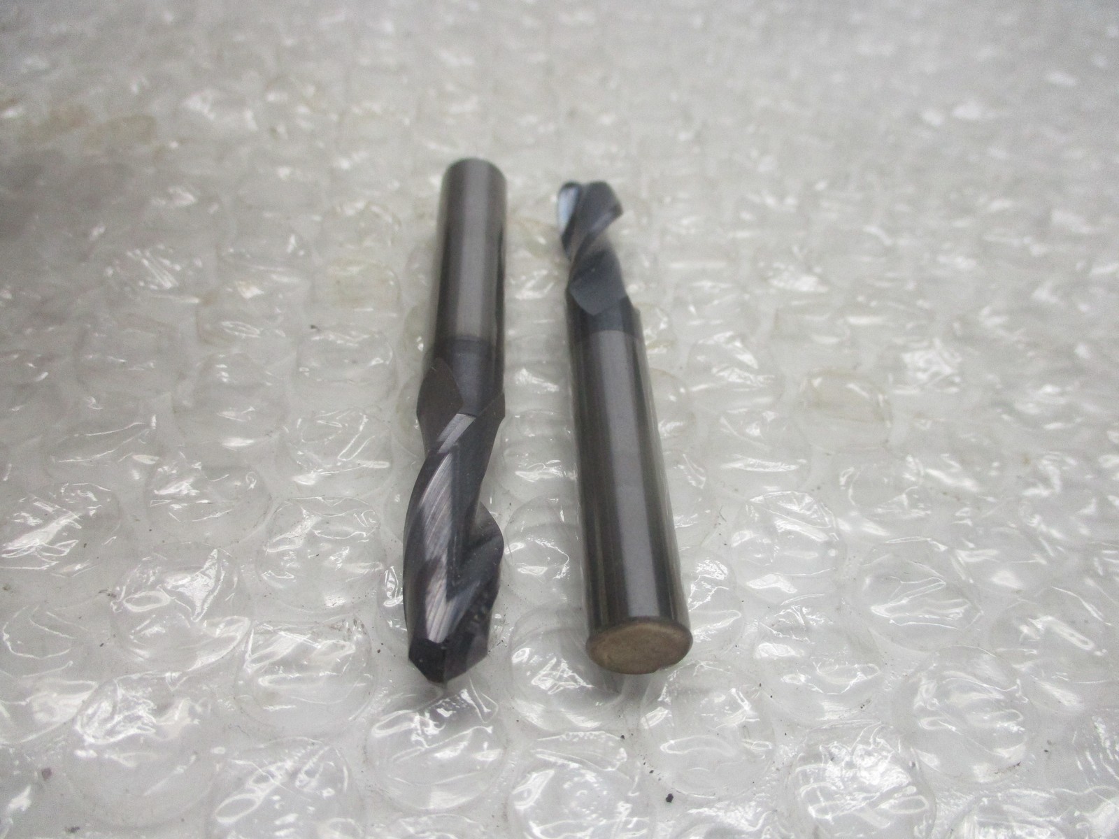 INDUSTRIAL SPARE 5/16 2F END MILL LOT OF 2 NSNP