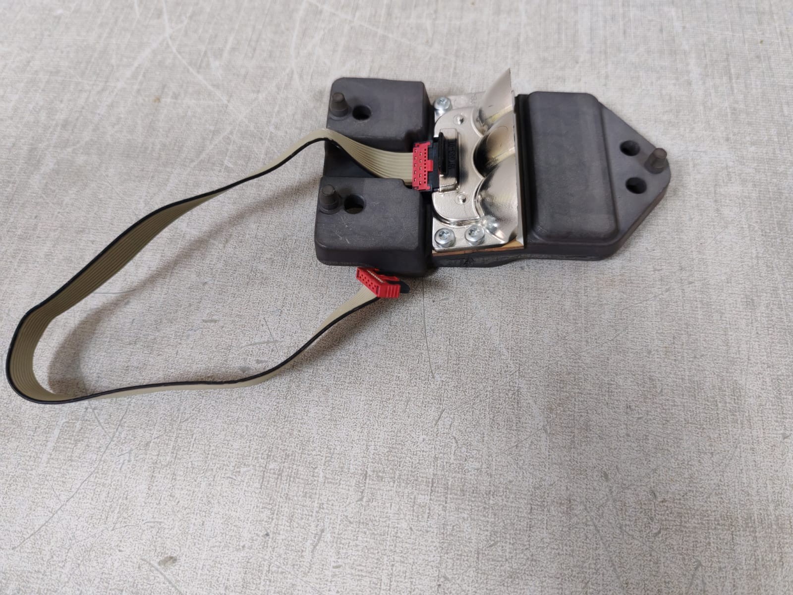 192 570-21 RED RUNWAY EDGE LIGHT