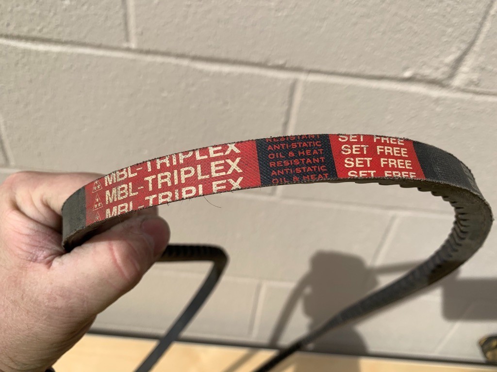 MBL TRIPLEX BX-81 Cogged V-BELT