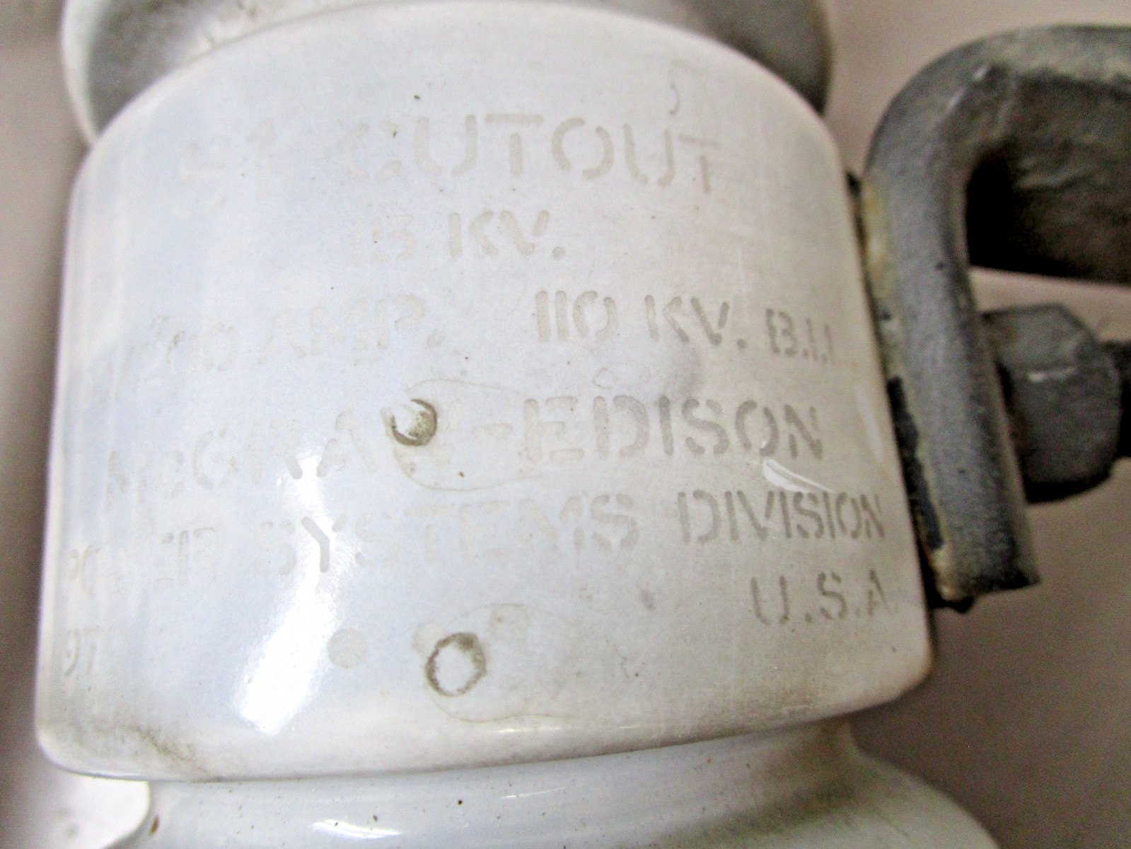 Vintage McGraw Edison Cutout / S1 Fuse Holder