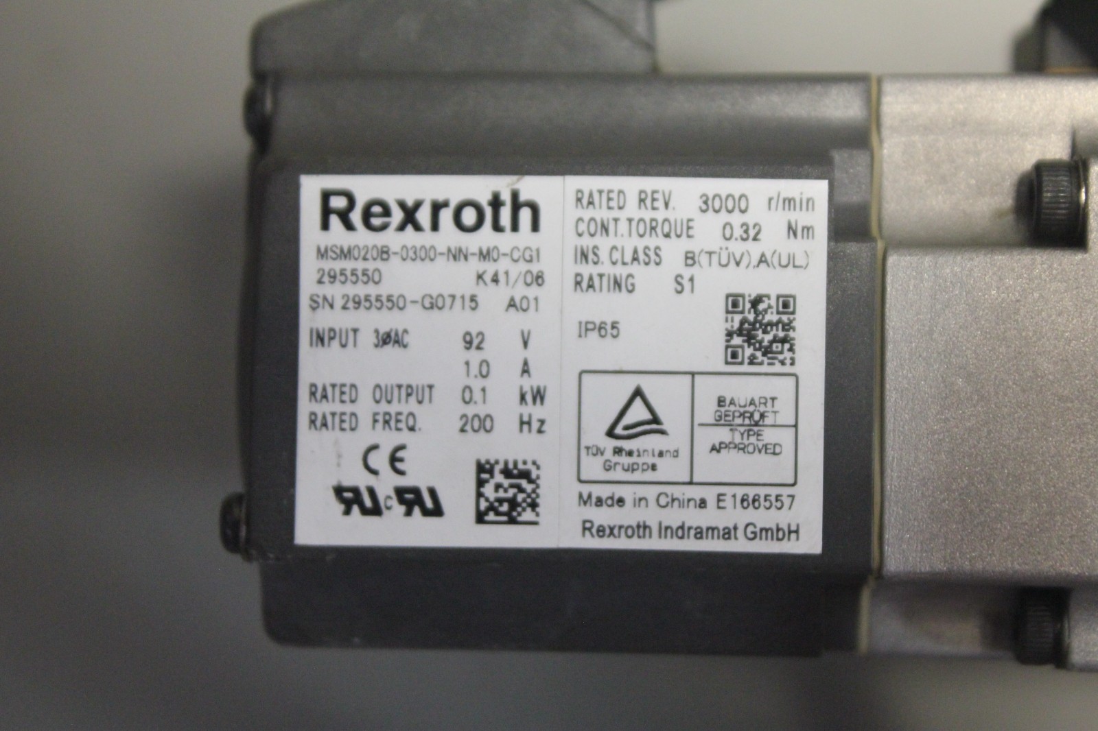 THK KR LINEAR ACTUATOR W/ REXROTH SERVO MOTOR KR SERIES & MSM020B-0300-NN-M0-C