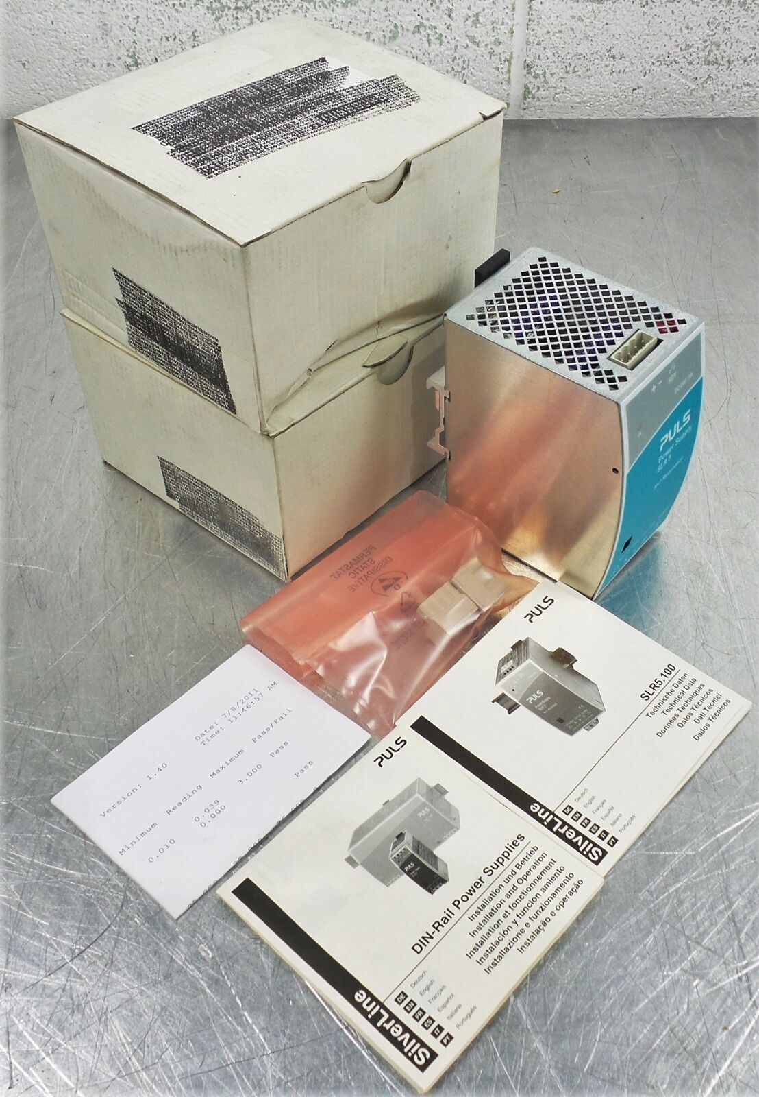 PULS SLR5.100 Power supply with integrated decoupling function 24V, 5A new in Bo