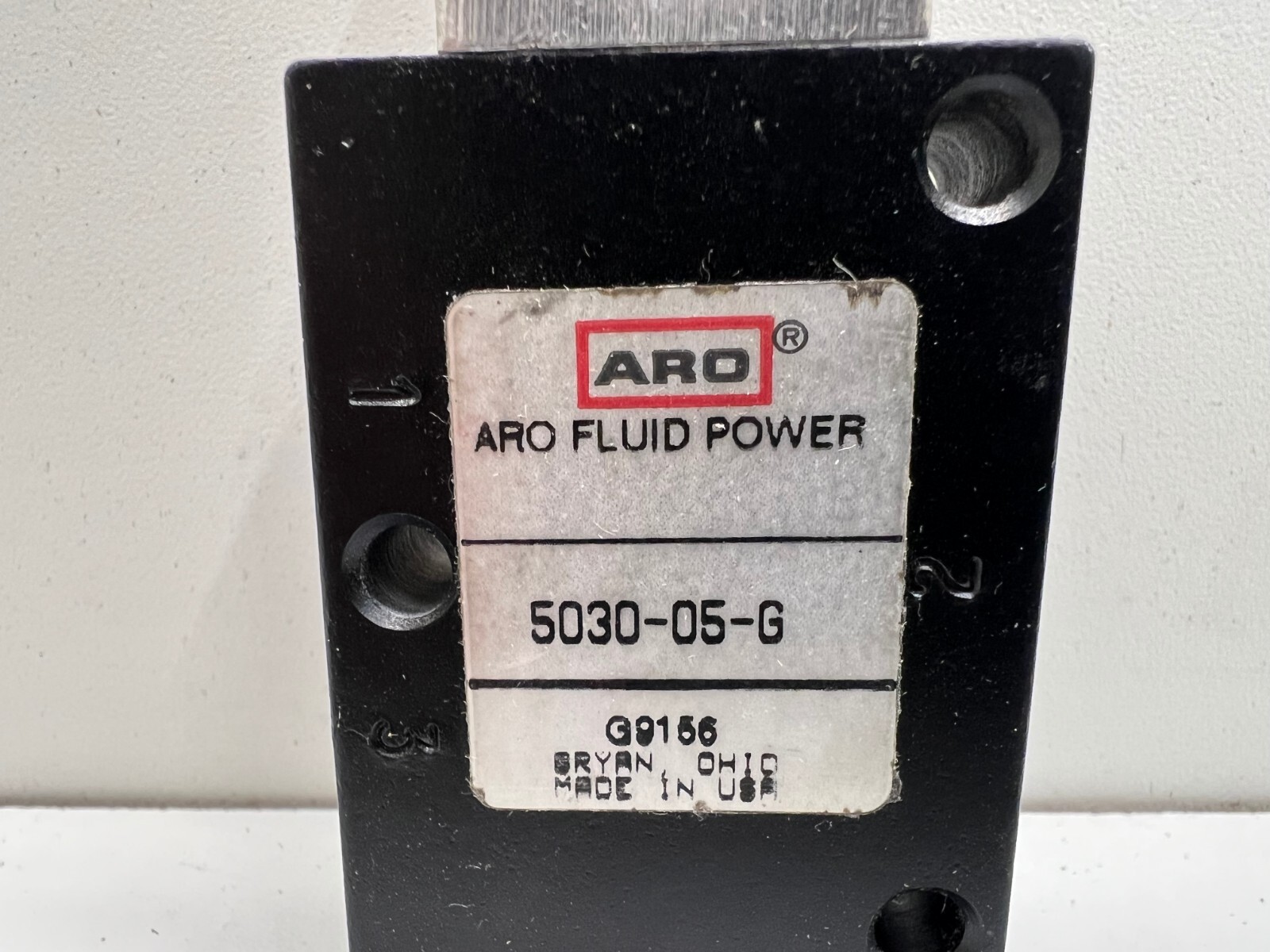 NEW OLD STOCK! ARO 3-WAY MANUAL AIR CONTROL VALVE 5030-05-G