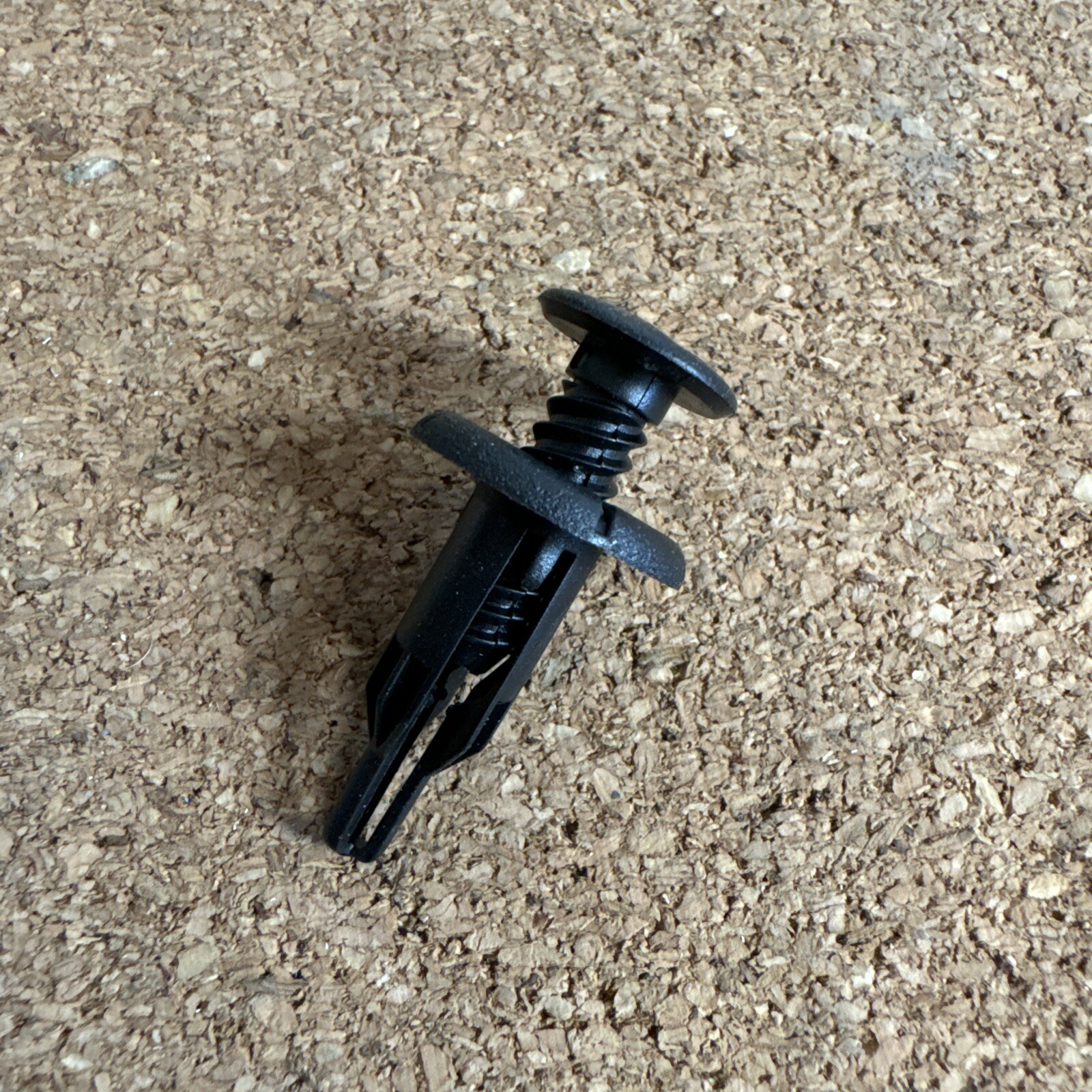 10 Rear Panel Assembly Push-Type Clips For Honda Auveco 20352