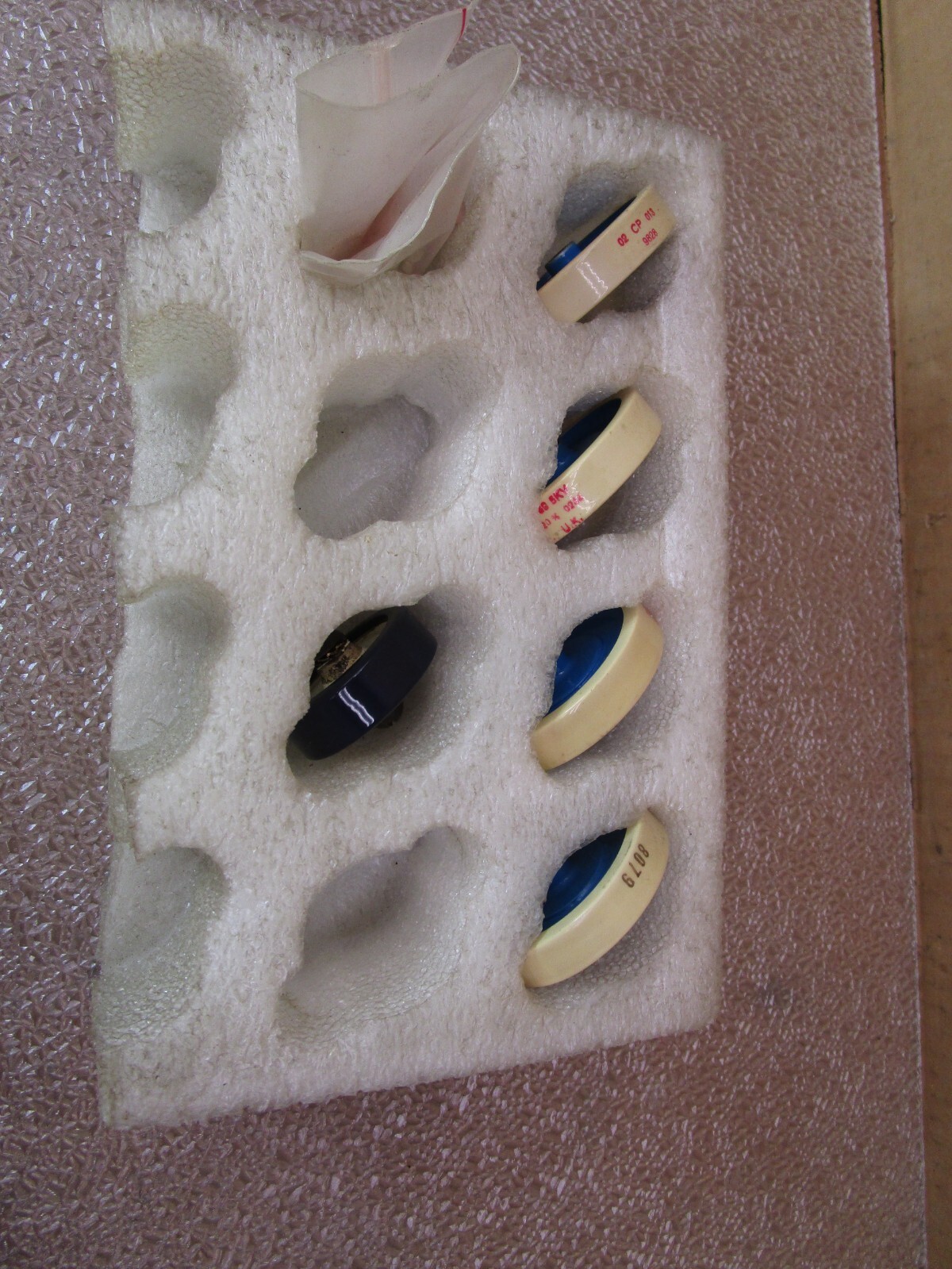 New Open Box Mixed Lot of 5 Pieces Ceramic Doorknob Capacitors 02-CP-5 51799HM