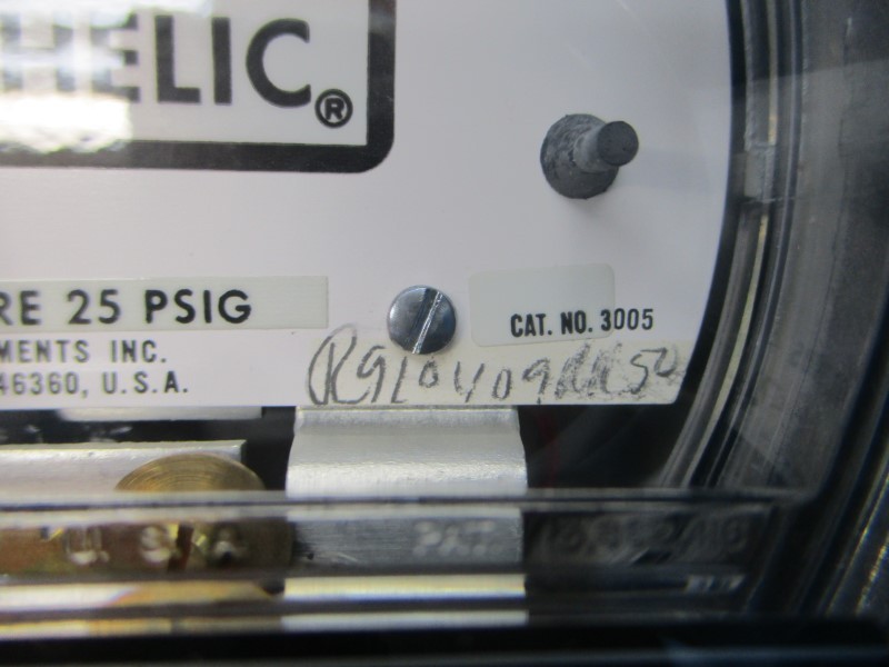DWYER 3005 117V 10A 25PSI 0-5″H2O NSMP