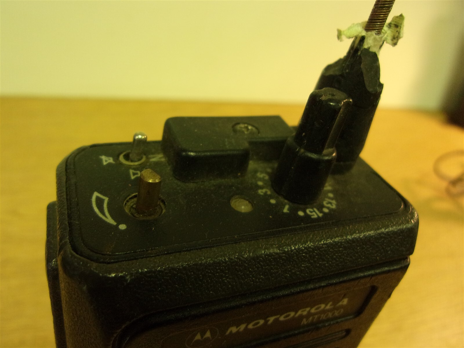 Motorola MT1000 Portable Radio *FREE SHIPPING*