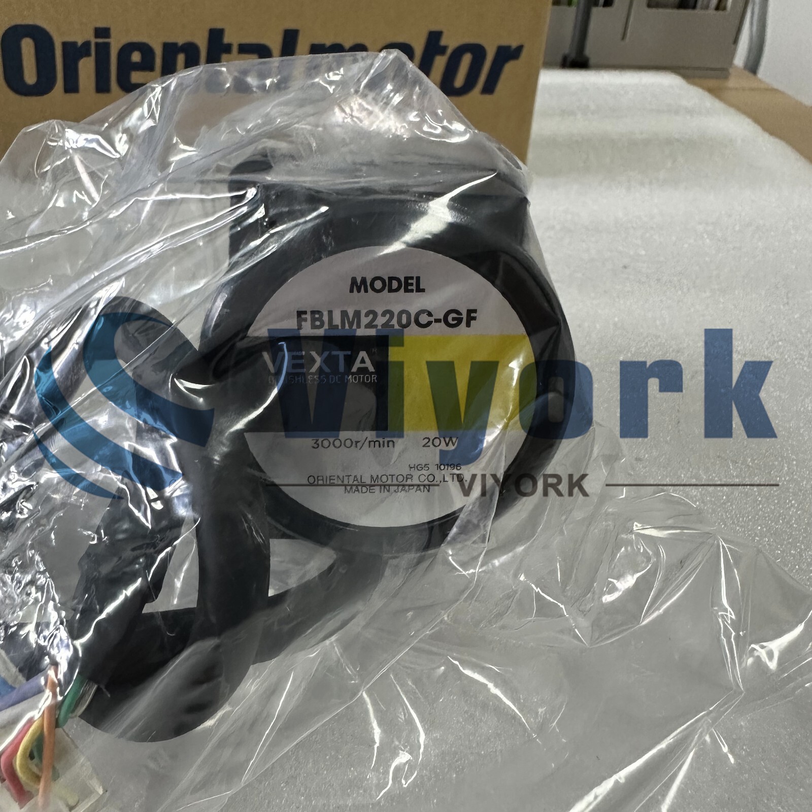 ORIENTAL MOTOR VEXTA FBLM220C-GF STEP MOTOR WITH THE GEAR GF2G30 NEW