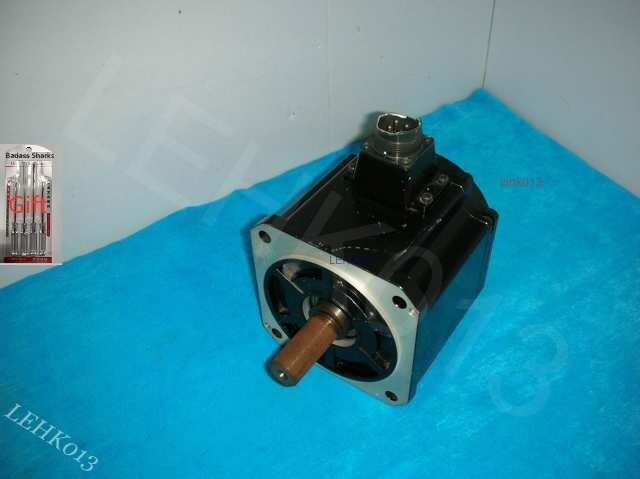 R88M-1M1K520T-S2 90day warranty via DHL or FedEx