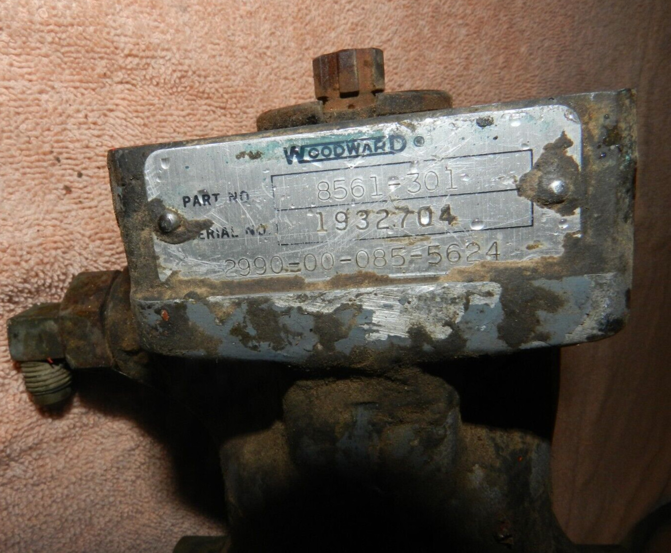 WOODWARD GOVERNOR 8561-301 Parts or repair core