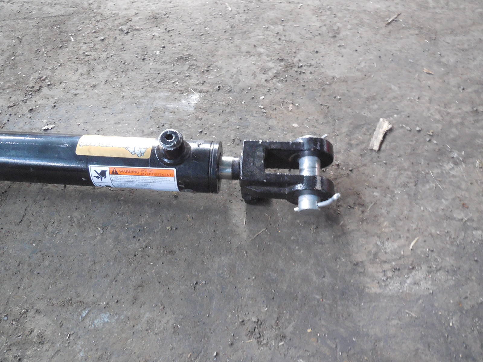 2″ x 36″ x 1.125″ DA Hydraulic cylinder wolverine