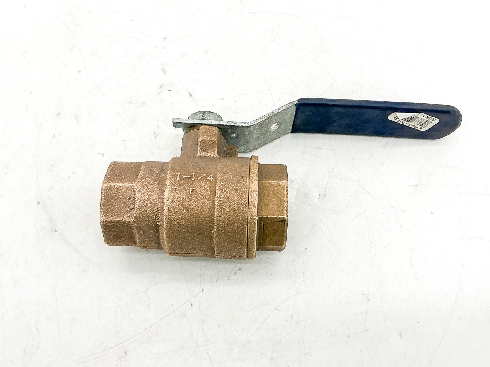 New Nibco T-585-70 Two-Piece Ball Valve 1-1/4″ Bronze 600WOG – No Box