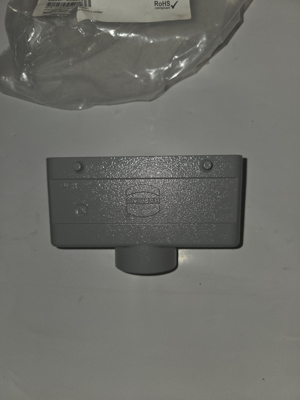 NEW GENUINE HARTING HAN 24B-HTE-M32 HOOD HOUSING 19300241422
