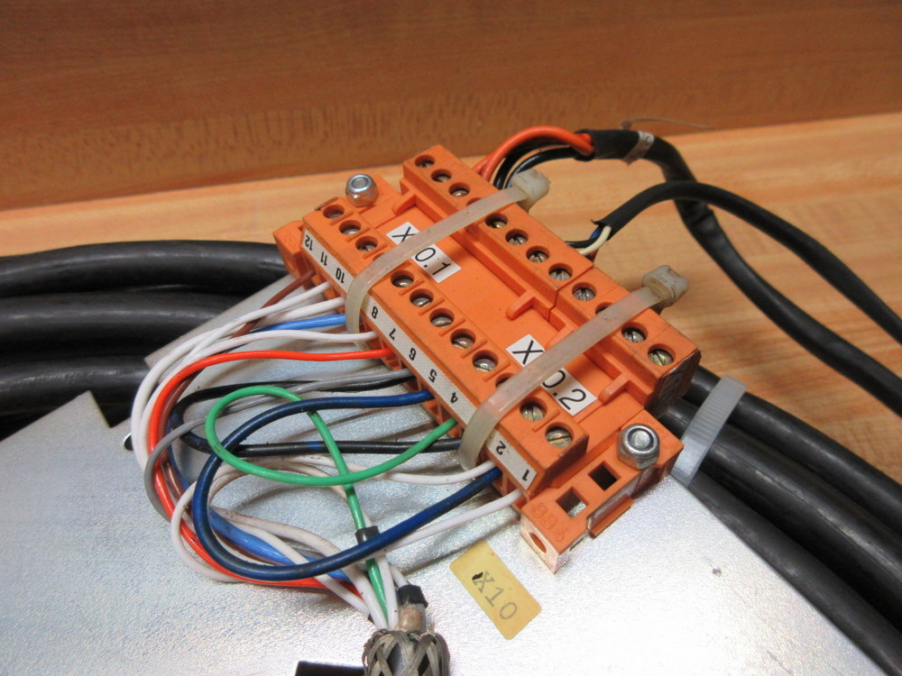 Asea Brown Boveri 3HAB5388-1 ABB Connection Plate W/Cable
