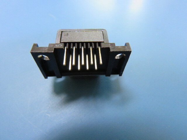 AMPHENOL L77SDE09S1A4R Qty of 10 per Lot 9 Position D-Sub Receptacle, Female