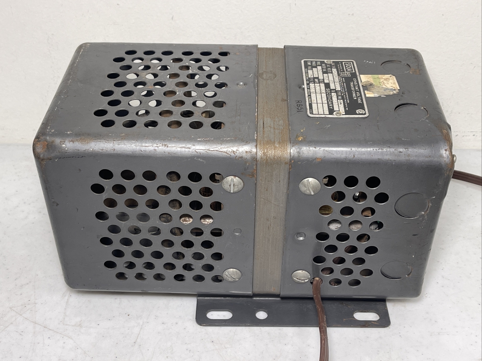 Sola Constant Voltage Transformer 20-13-125