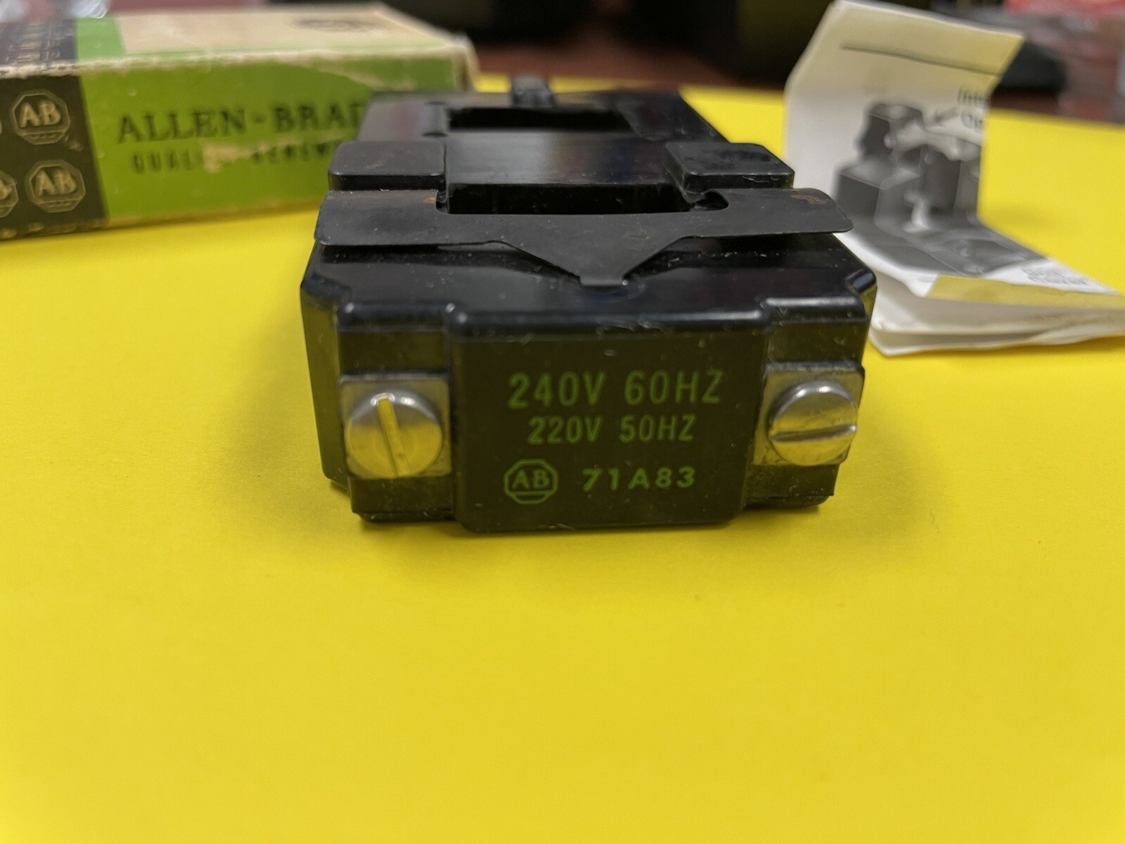 ALLEN BRADLEY 71A83 MAGNETIC COIL 240V 60HZ / 220V 50HZ