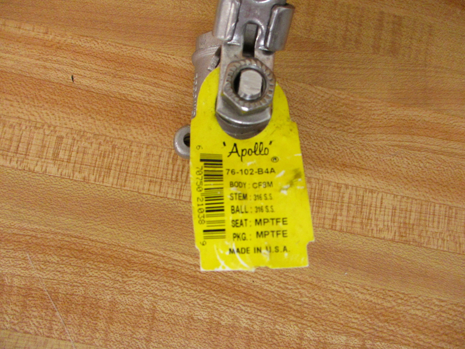 Apollo 76-105-B4A Shut Off Valve 76105B4A