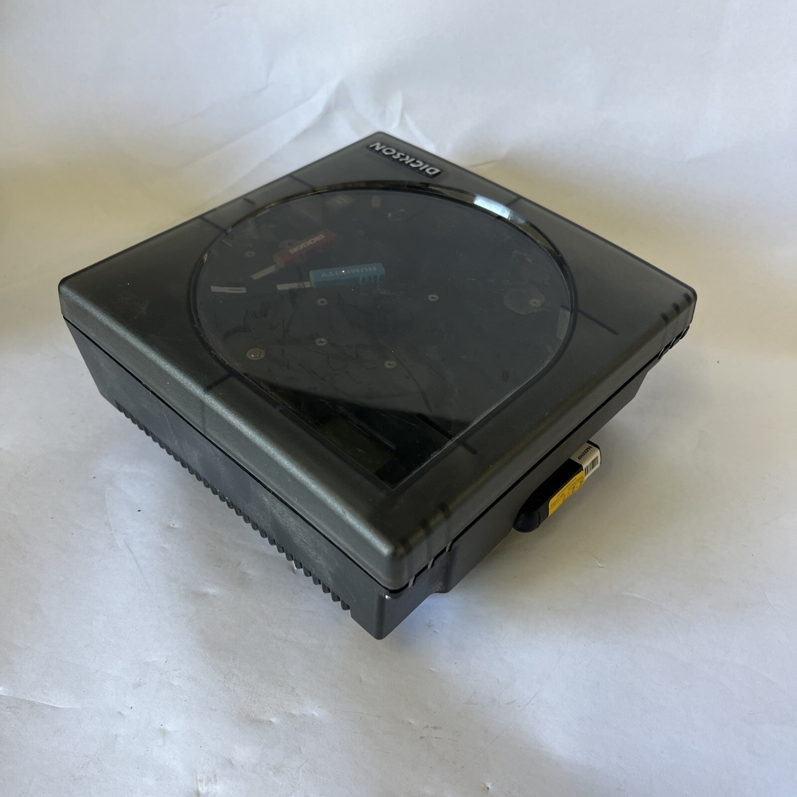 Dickson TH6P2 6″ Remote Sensing Temperature Himidity Recorder Used