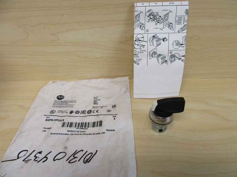 Allen Bradley 800FM-HM32CR Selector Switch