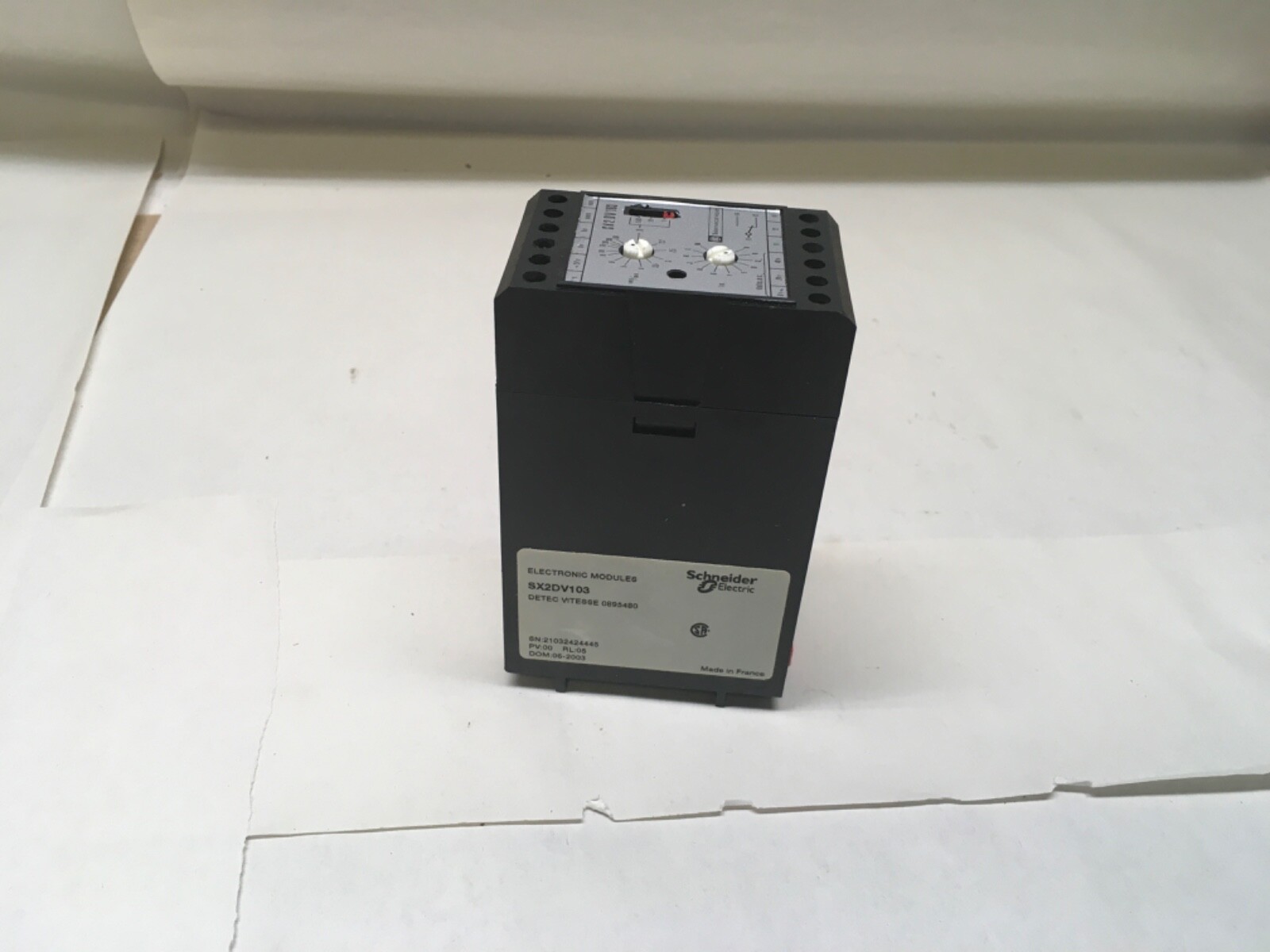 SCHNEIDER ELECTRIC SX2DV103 ELECTRONIC MODULES (KB)